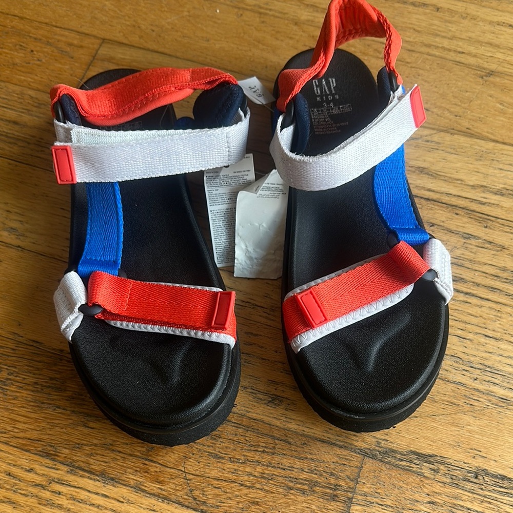 GAP Kids Tricolor Sandals